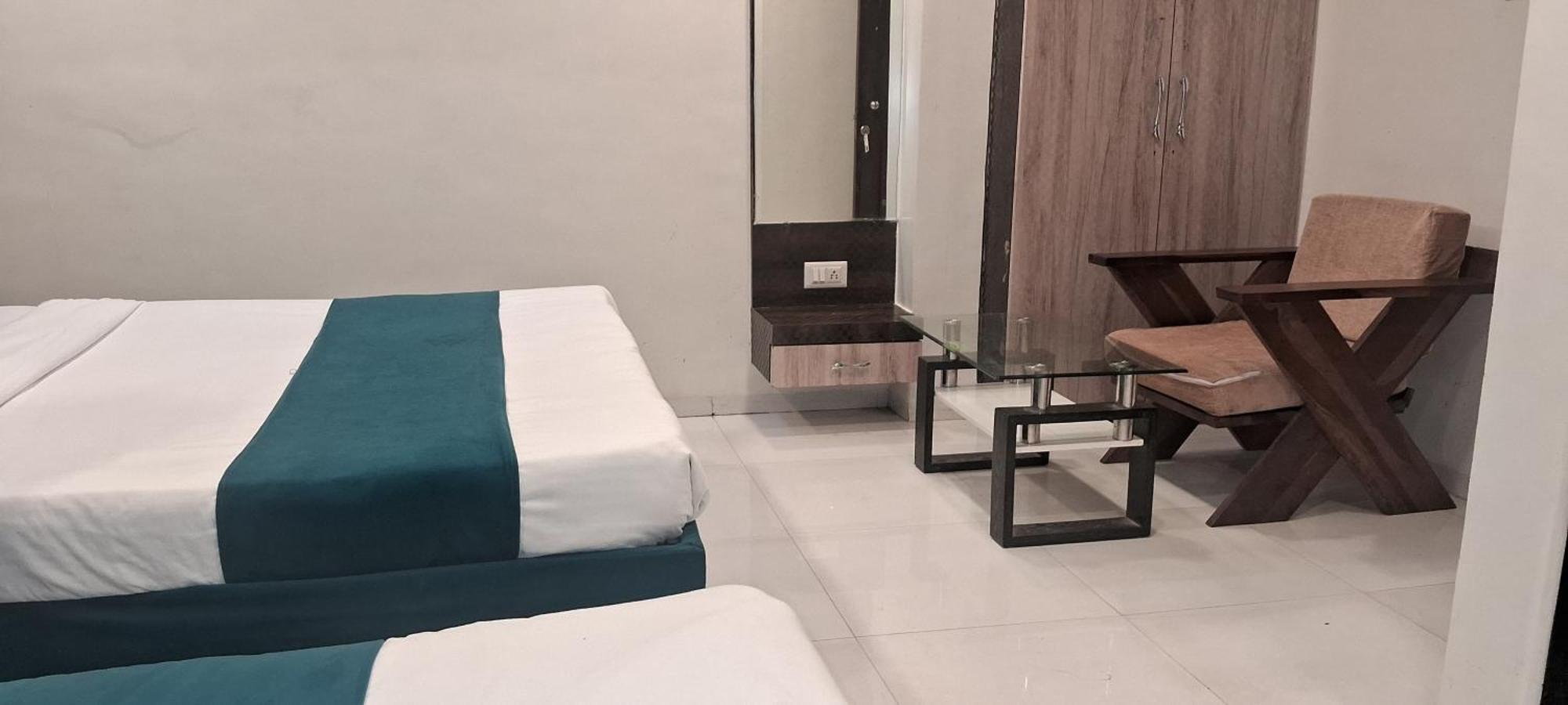 Shine Hospitality Group Hotel Bombaj